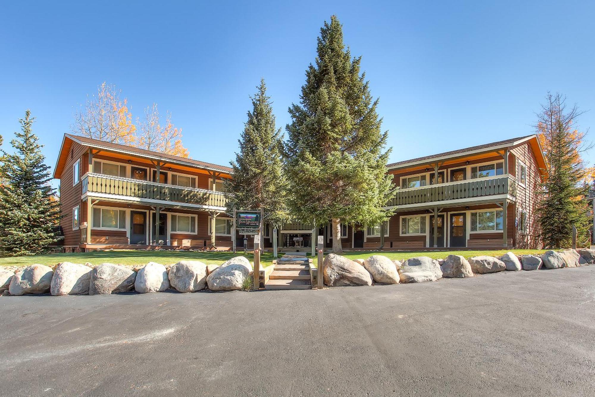 Petite Remodeled Corner Unit With Lots Of Light, Onsite Hot Tubs, Walk To Town Pm4A Apartment Breckenridge Exterior photo